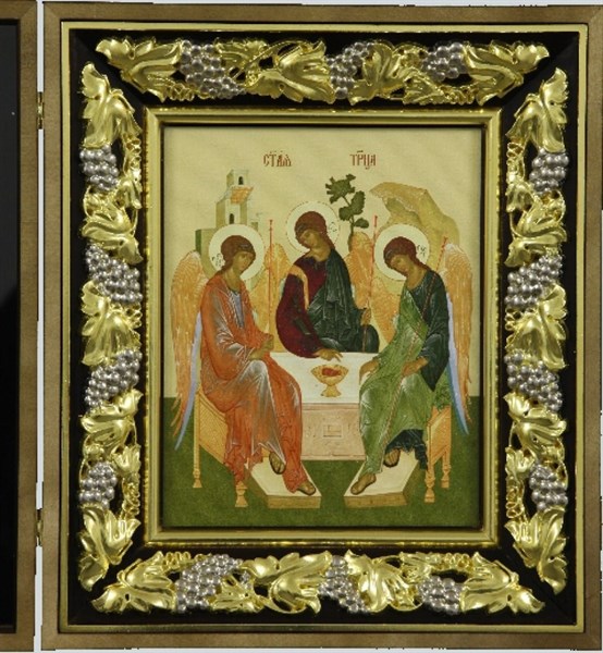 Киот настенный 40х50 виноградная лозасусальное золочениеплатина 224431
