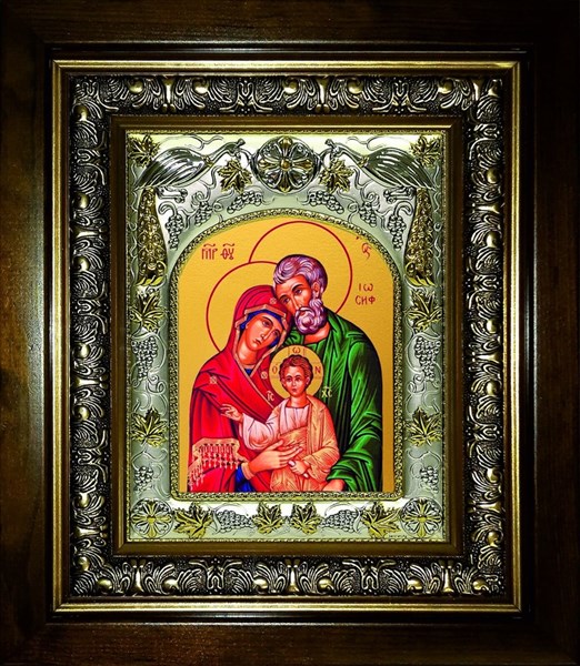 Икона освященная Святое Семейство в киоте 20х24 см 239878