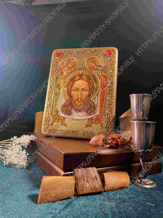 Подарочная икона Спас Нерукотворный на мореном дубе 20х15 20154