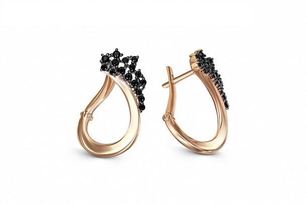 Серьги золотые с прелестными вставками. Вес 2,86 г. MG563