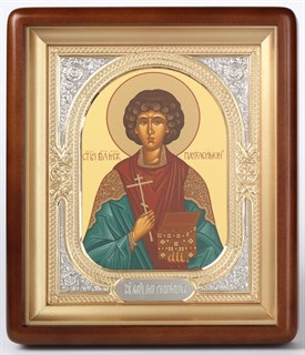Икона в киоте 18х24 фигурный объемная золочёная Пантелеимон 236288