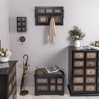 {{photo.Alt || photo.Description || 'Банкетка Пандора 1 с обувницей Орех Оберджин Шоколад'}}