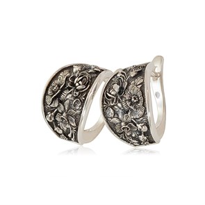 {{photo.Alt || photo.Description || 'Серьги с английским замком серебряные «Жостово»'}}