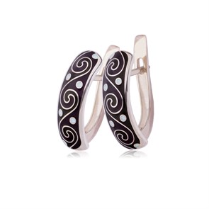 {{photo.Alt || photo.Description || 'Серьги-полукольца серебряные «Меандр», черные'}}